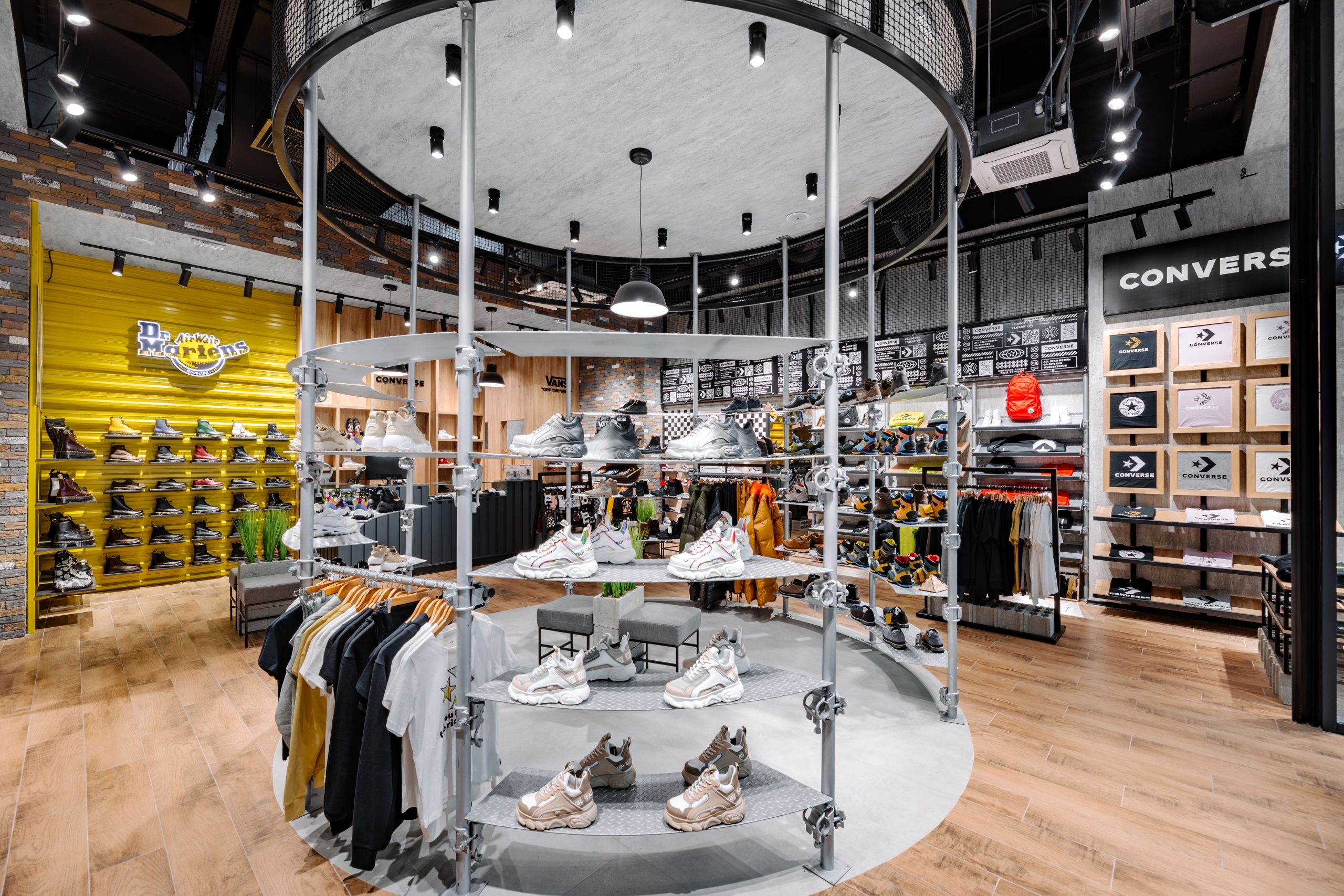 Diseño interior para una tienda view root