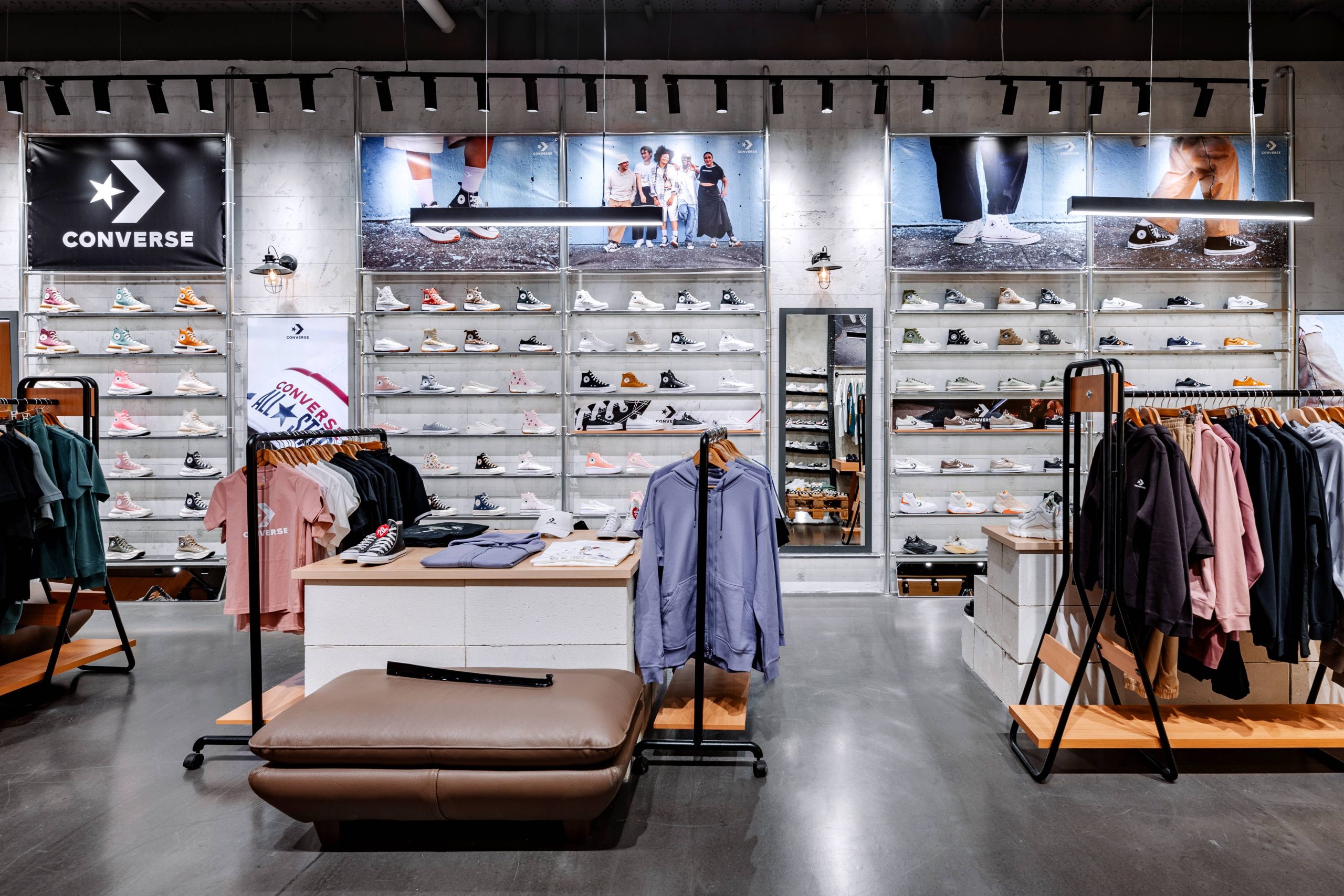 Diseño de interiores para una tienda view root