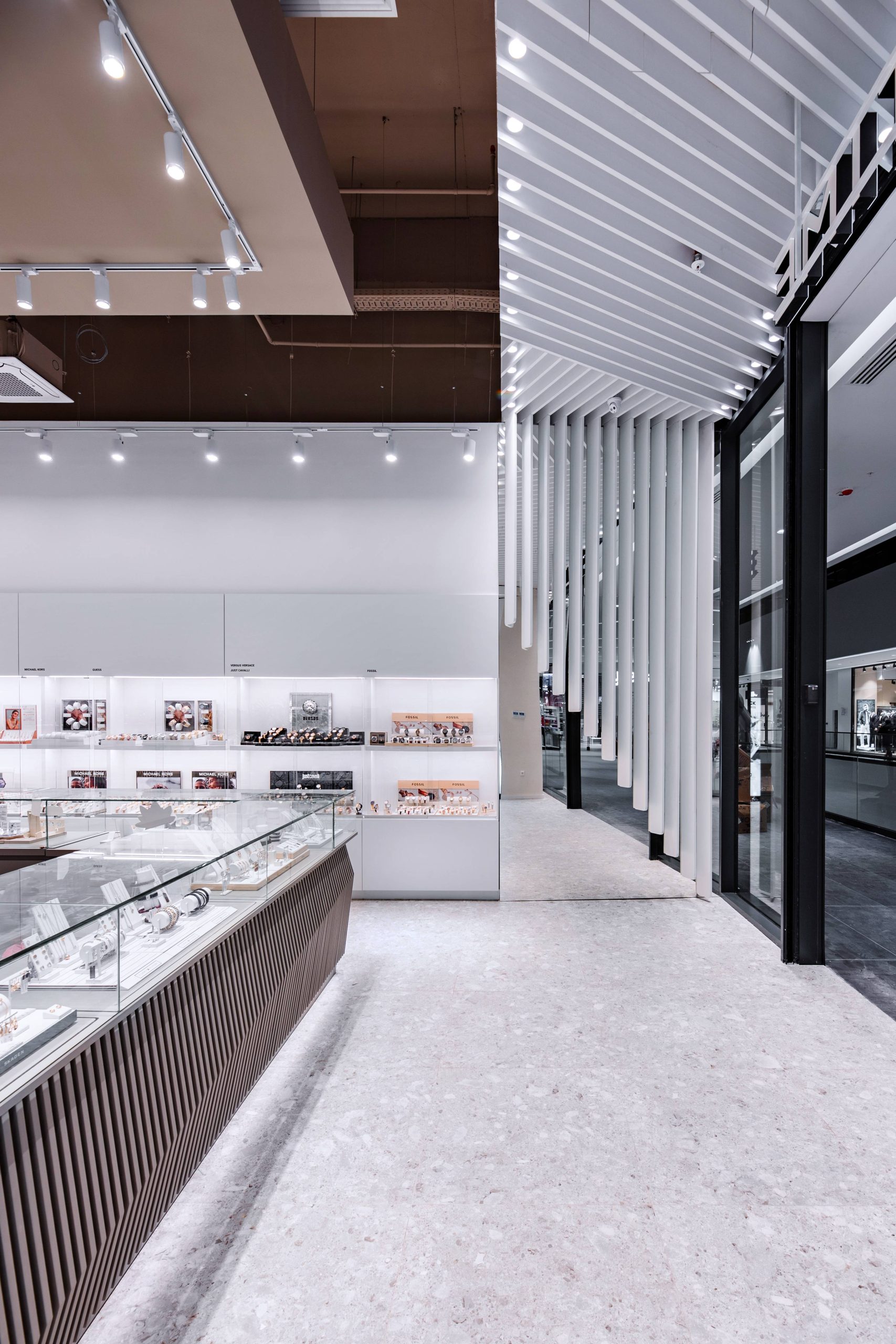 Diseño de Interiores- MY:TIME Store view 1 