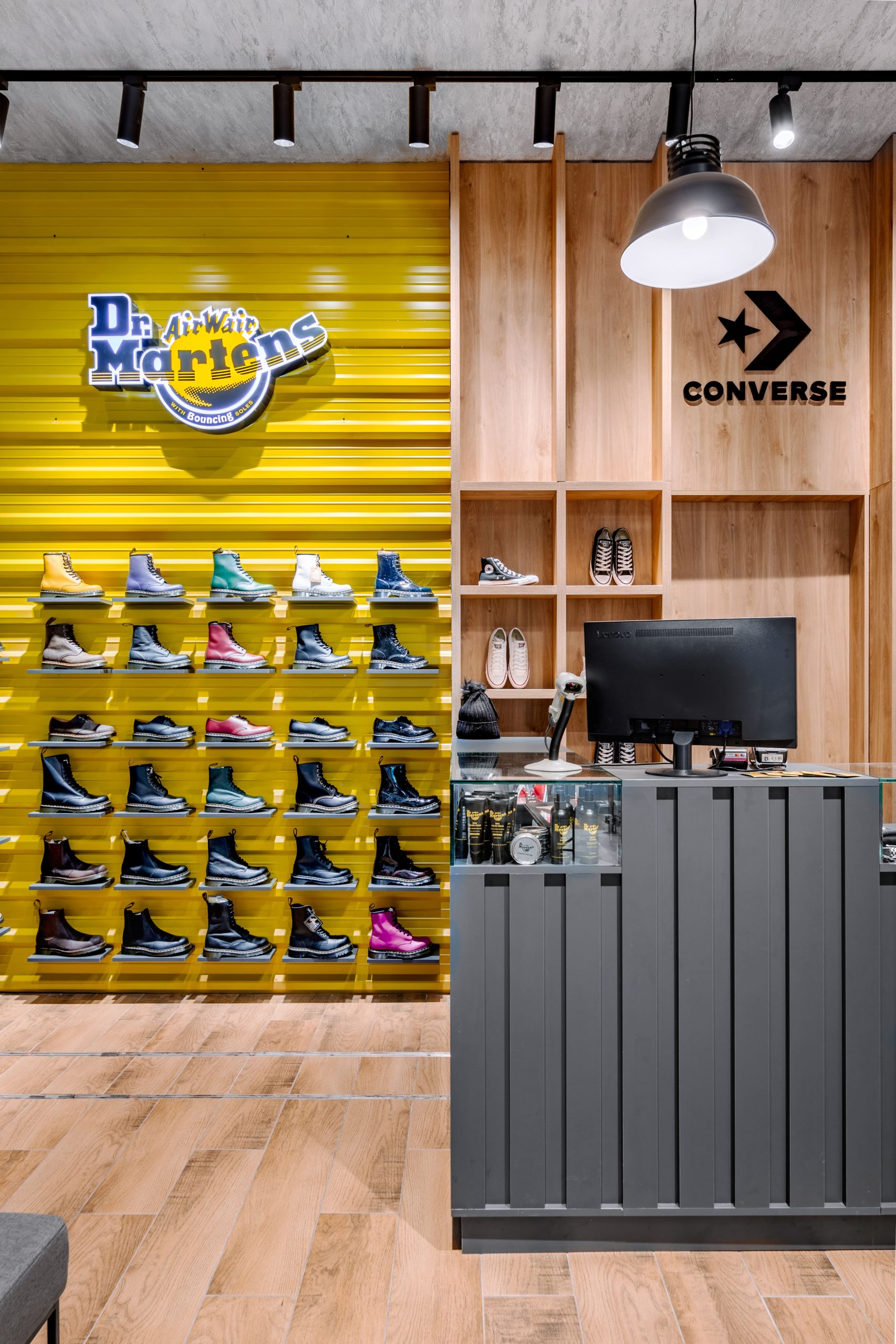 Diseño interior para una tienda view 3 