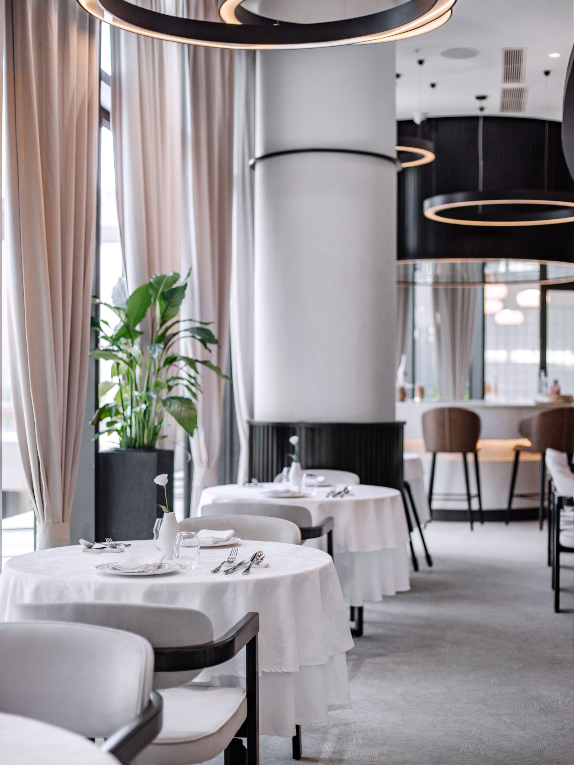 Interior design for a restaurant view 4 