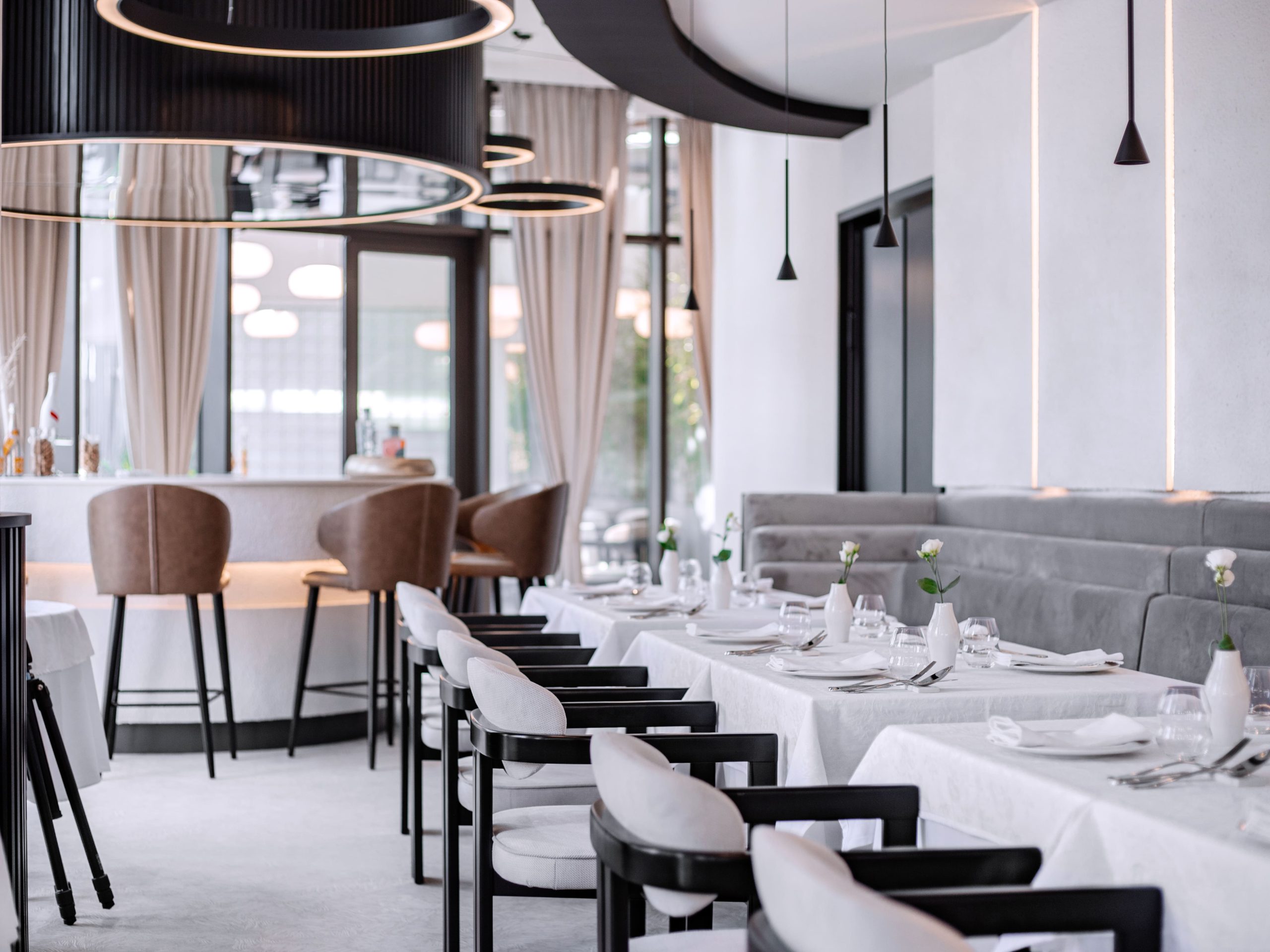 Interior design for a restaurant view 6 