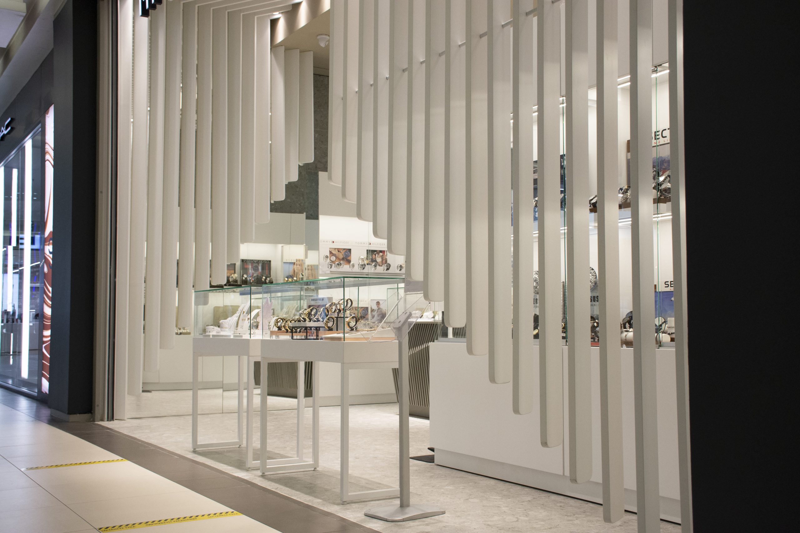 Diseño de Interiores- MY:TIME Store view 3 