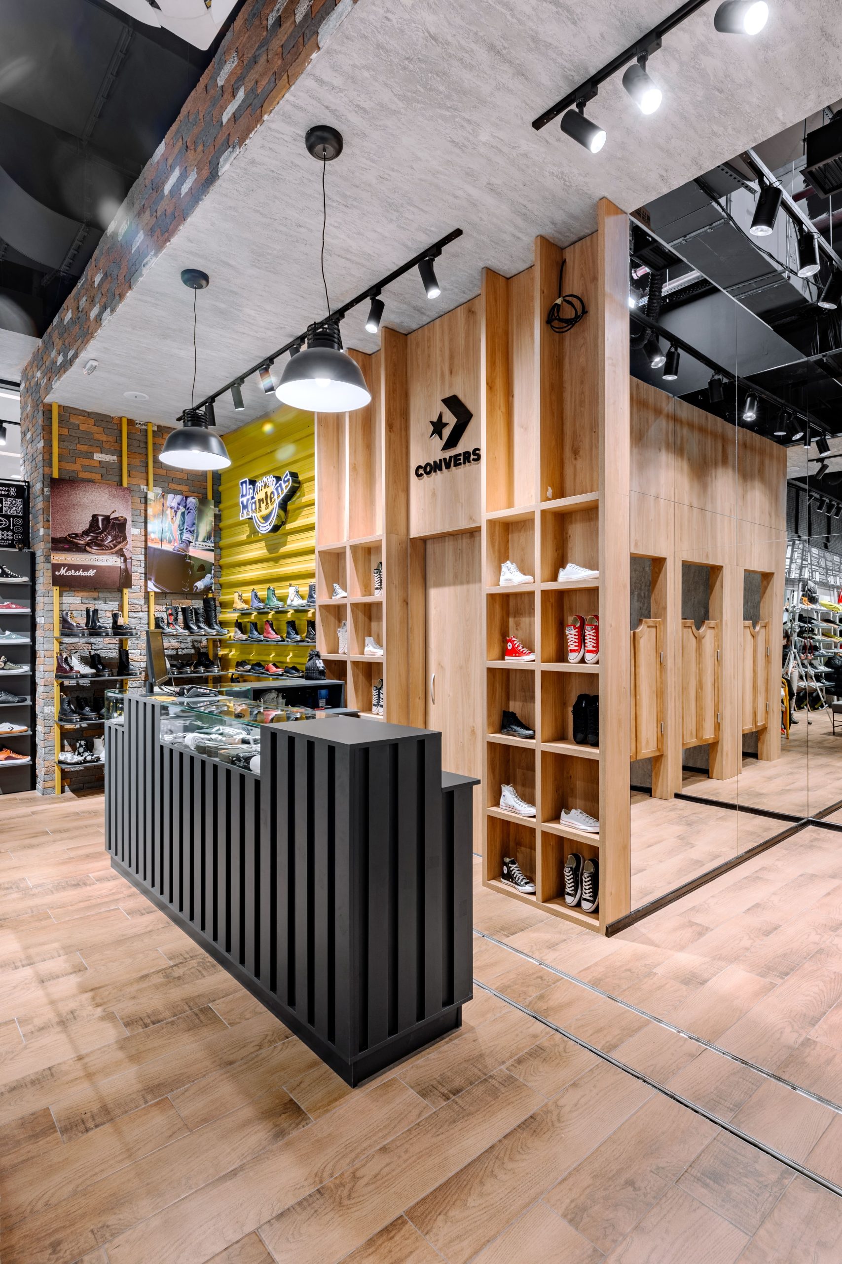 Diseño interior para una tienda view 5 