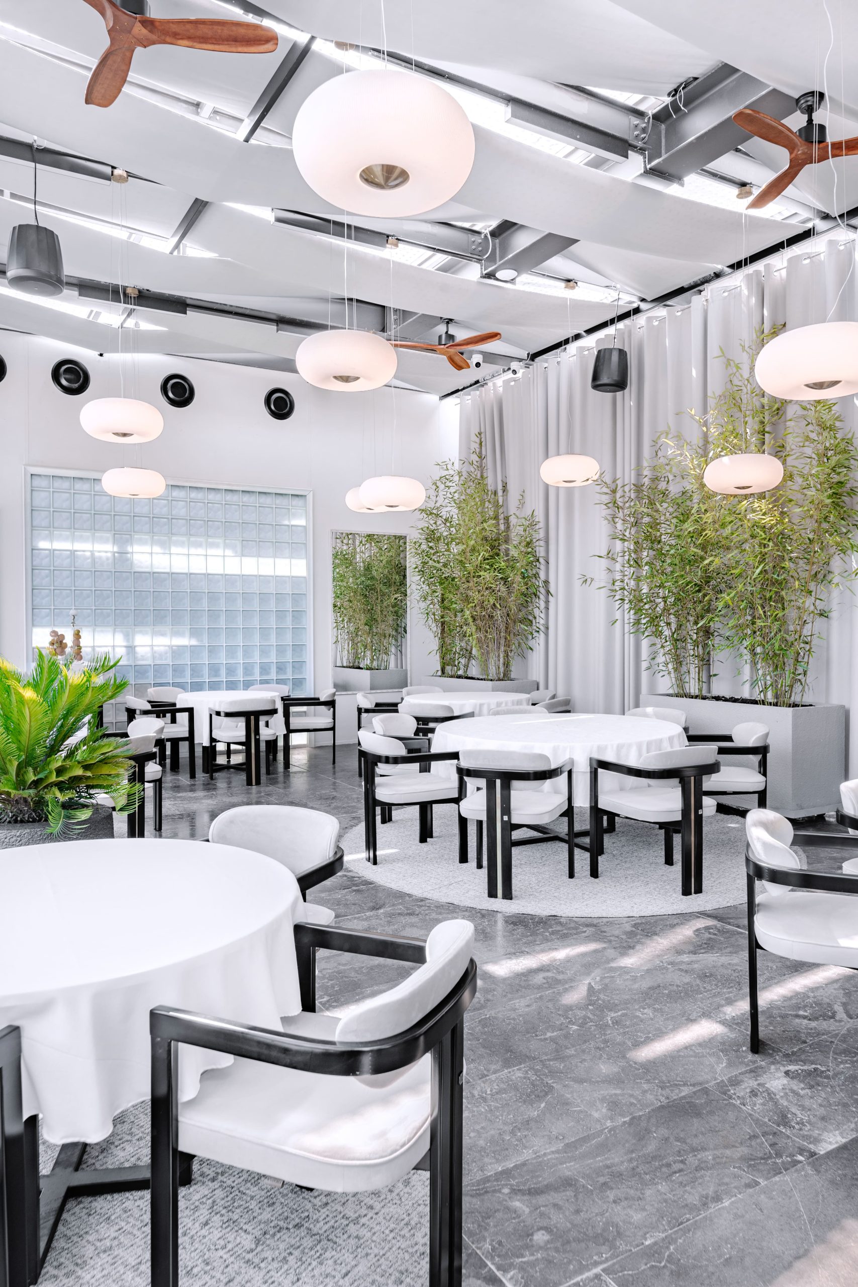 Interior design for a restaurant view 9 